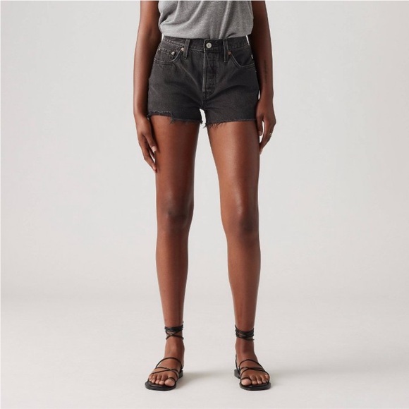 Levi's Women's 501 Original High-Rise Jean Shorts Size 29 Lunar Black - Picture 1 of 3